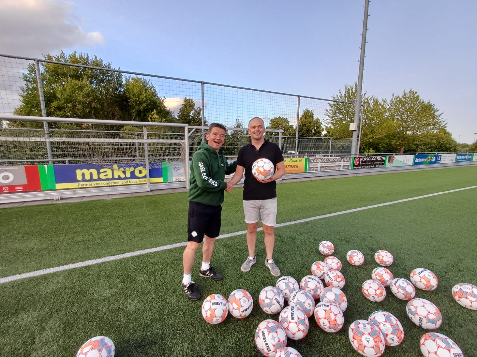 Nieuwe ballen voor onze jeugdafdeling